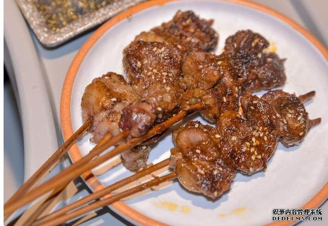 讓南方人“反感”的4種小吃，烤腰子竟上榜，它是北方人心頭愛