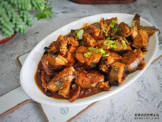 遇上這魚從不手軟，一買就是10斤，肉嫩刺少營養(yǎng)高，每次都吃不夠