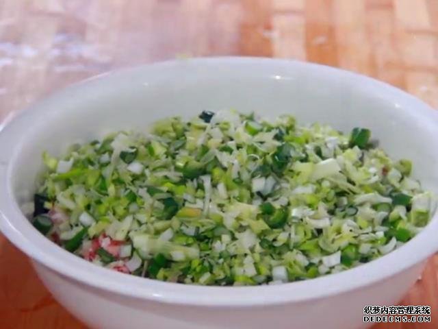 教你做個(gè)懶人小籠包，面都不用揉，個(gè)個(gè)皮薄餡大，一口咬下去爆汁