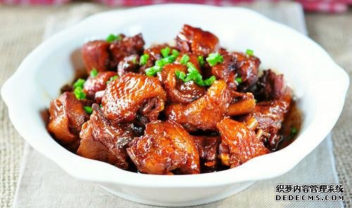 15道葷菜熱菜做法，10道涼菜下酒菜做法，簡(jiǎn)單易做，待客備用