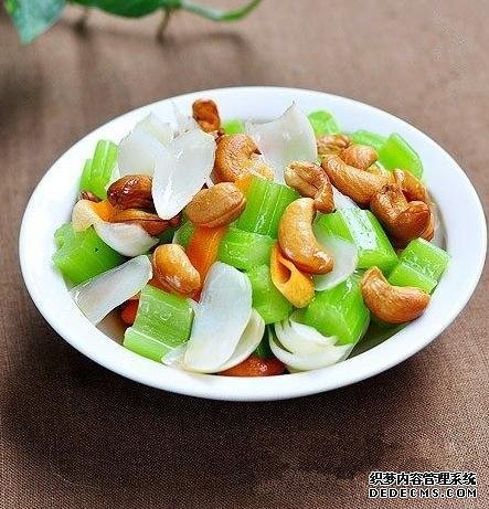 15道葷菜熱菜做法，10道涼菜下酒菜做法，簡(jiǎn)單易做，待客備用