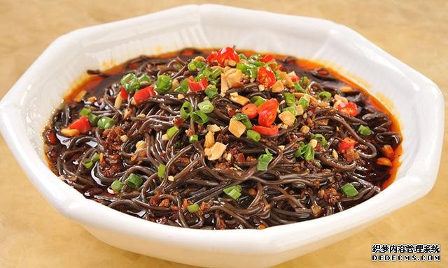 15道葷菜熱菜做法，10道涼菜下酒菜做法，簡(jiǎn)單易做，待客備用