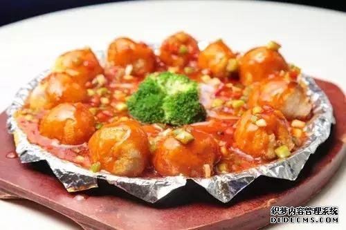舌尖上的誘惑：燒椒拌牛肉、掛漿茄子、香芋丸，好味道在家做