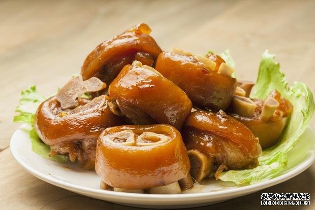 中國(guó)最好的五道美食，大連網(wǎng)友：喝酒時(shí)來(lái)一盤，簡(jiǎn)直就是小康生活