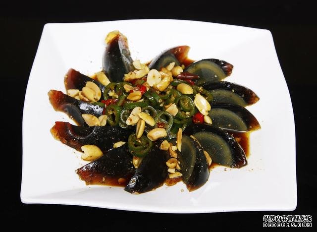 中國(guó)最好的五道美食，大連網(wǎng)友：喝酒時(shí)來(lái)一盤，簡(jiǎn)直就是小康生活