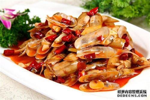 這幾道美食配上啤酒，相當(dāng)不錯(cuò)，越吃越有味