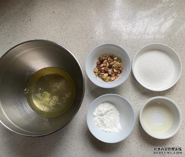 全蛋白舒芙蕾，低糖無油，超輕盈的口感，好吃到爆