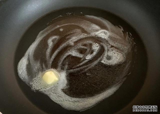 自制全網(wǎng)最火的漏奶華，簡直跟茶餐廳一模一樣