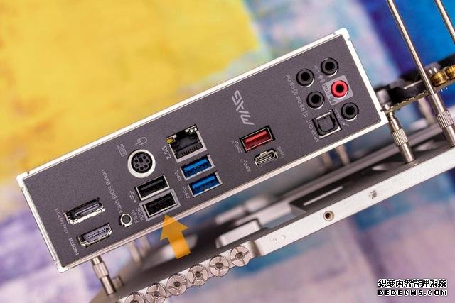 升級PCI-E 4.0，支持雙顯卡，微星B550M迫擊炮開箱
