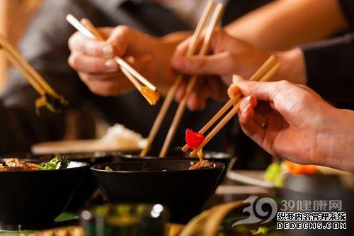 世界公認(rèn)的7種健康吃法，跟全球人民學(xué)習(xí)健康飲食