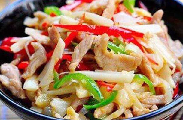 多給家人吃的營(yíng)養(yǎng)菜，補(bǔ)鐵不貧血，增強(qiáng)抵抗不感冒，女性常吃排毒